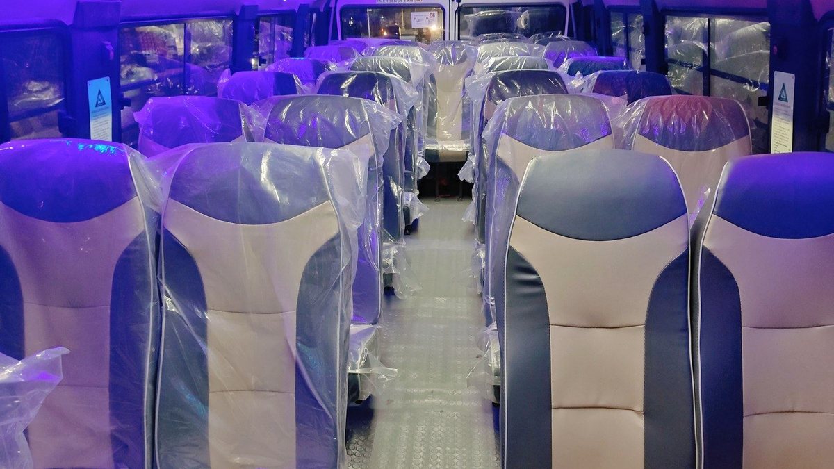 Private bus and tempo traveller transport serving Noida groups