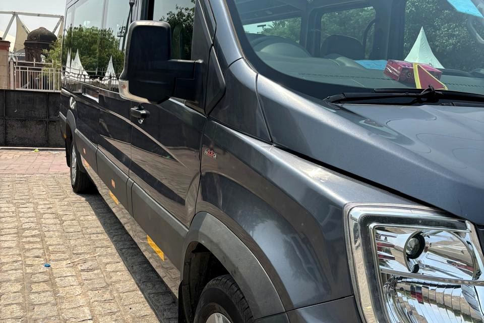 Premium Van / Force Urbania-style Rental rental